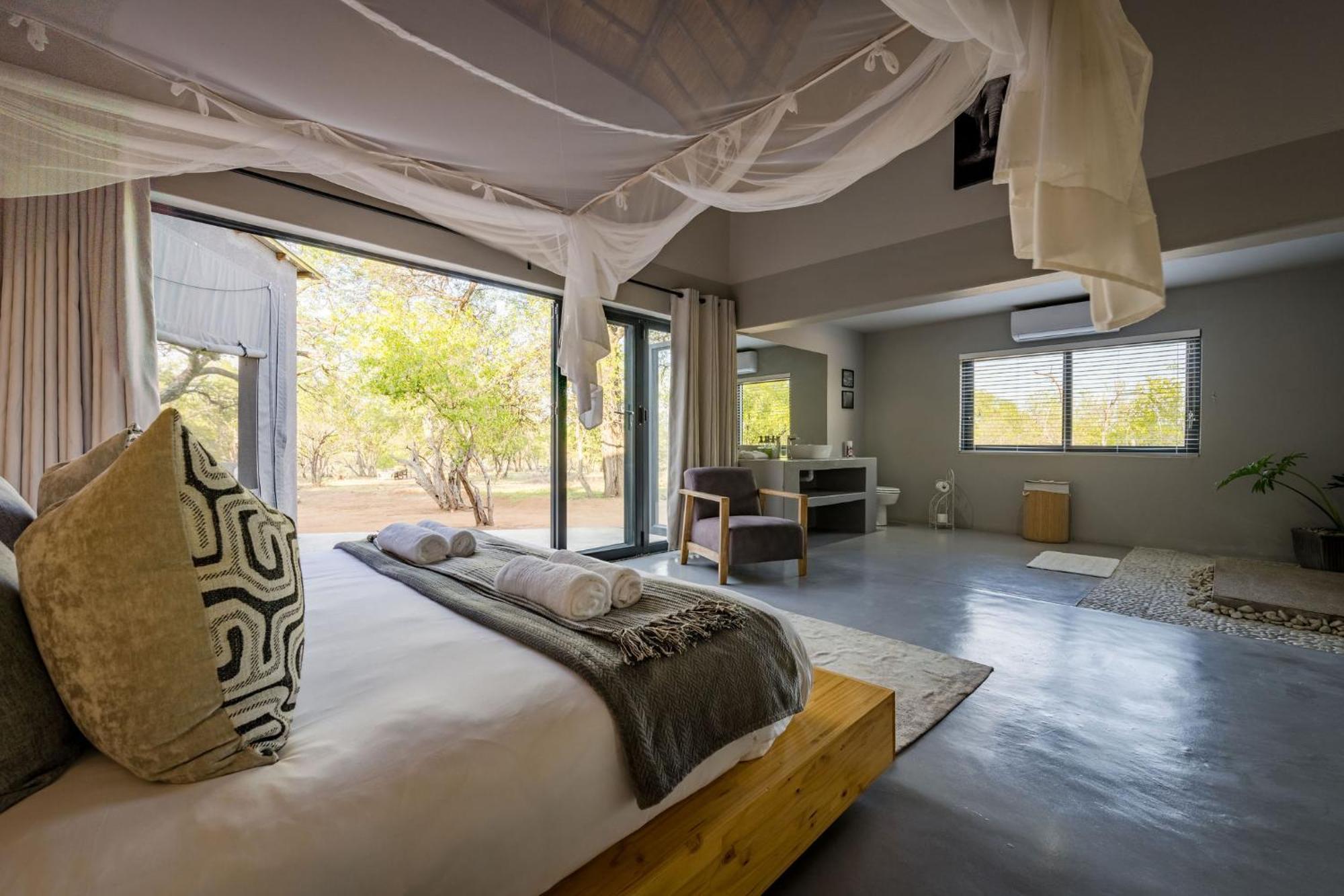 Raptors Luxury Villa